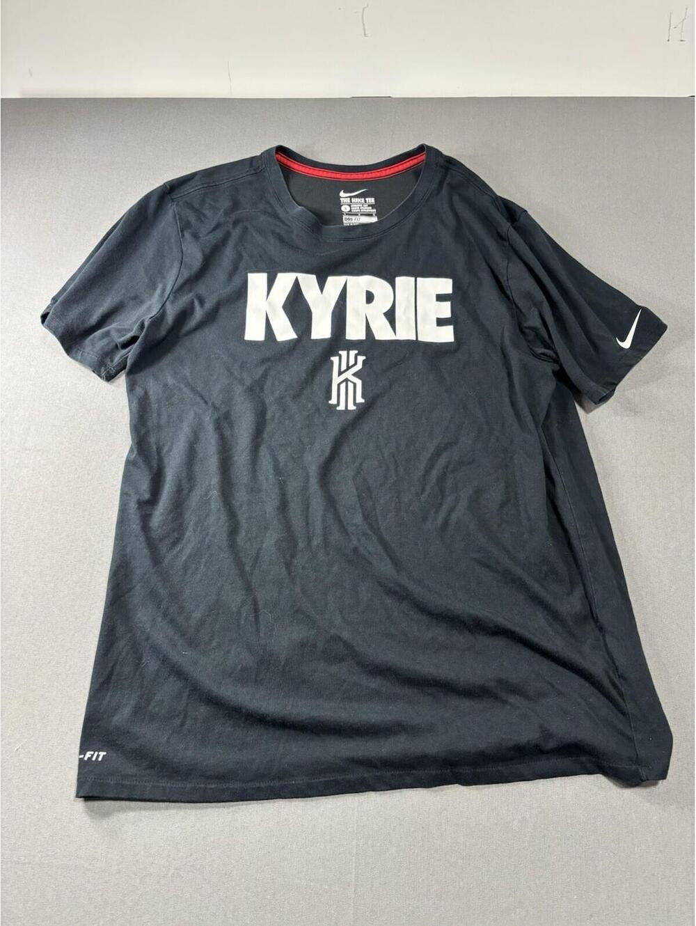 Kyrie Irving NIKE men's  Black T-Shirt size Large Dri-Fit